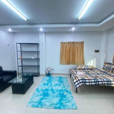 Апартаменты The Moonvine On 360 Пномпень Экстерьер фото
